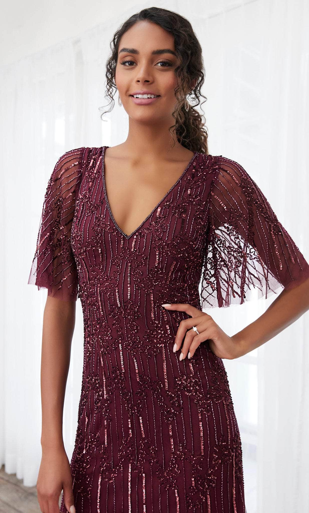 Adrianna Papell 40395 - Beaded V-Neck Dress